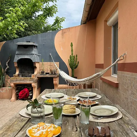 Villa SPA Montpellier Villa *