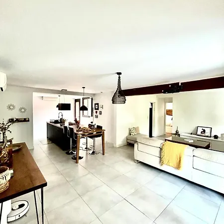 Villa SPA Montpellier * Montpellier